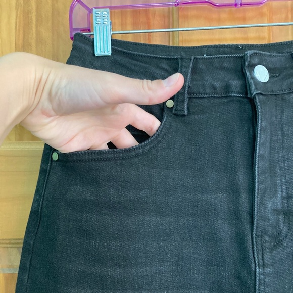 Women’s size 6 The Main Street Exchange brand new with tag “Shannon” black skirt - Picture 5 of 11